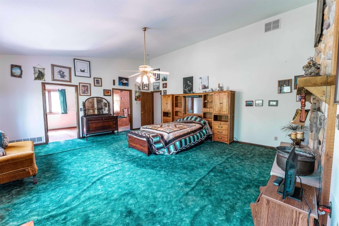 1479 Old Mill, FRANKLIN GROVE, Illinois 61031, 4 Bedrooms Bedrooms, ,4 BathroomsBathrooms,House,For Sale,Old Mill,202507656