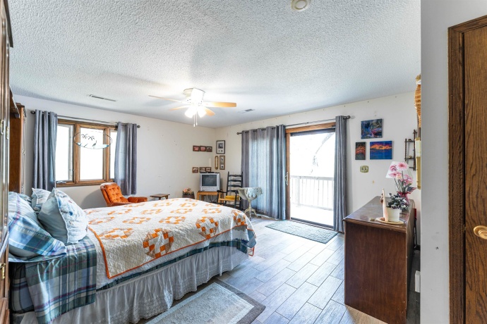 1479 Old Mill, FRANKLIN GROVE, Illinois 61031, 4 Bedrooms Bedrooms, ,4 BathroomsBathrooms,House,For Sale,Old Mill,202507656