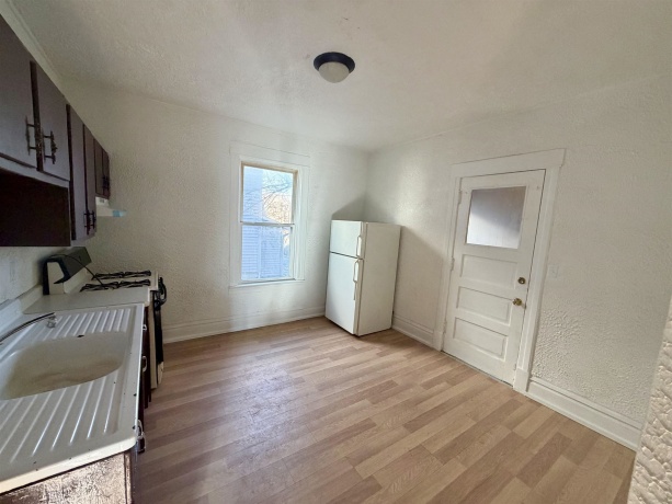 420 8th, ROCKFORD, Illinois 61104, ,3 - 4 Units,For Sale,8th,202507654