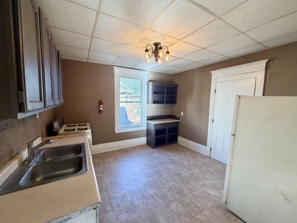 420 8th, ROCKFORD, Illinois 61104, ,3 - 4 Units,For Sale,8th,202507654