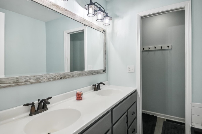 15734 Timberlane, DAVIS JUNCTION, Illinois 61020, 4 Bedrooms Bedrooms, ,2 BathroomsBathrooms,House,For Sale,Timberlane,202507658