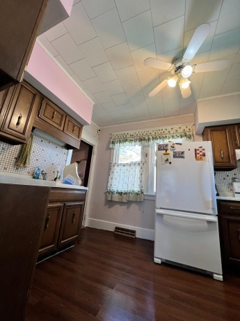 425 Main, STOCKTON, Illinois 61085, 3 Bedrooms Bedrooms, ,1 BathroomBathrooms,House,For Sale,Main,202507659