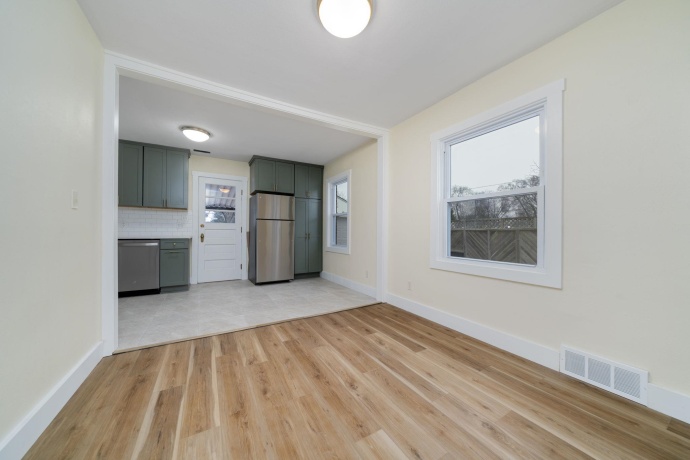 5009 Arlington, LOVES PARK, Illinois 61111, 2 Bedrooms Bedrooms, ,2 BathroomsBathrooms,House,For Sale,Arlington,202507663