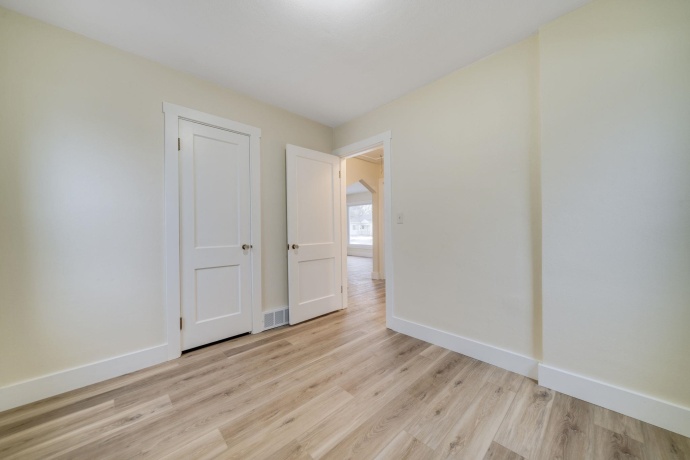 5009 Arlington, LOVES PARK, Illinois 61111, 2 Bedrooms Bedrooms, ,2 BathroomsBathrooms,House,For Sale,Arlington,202507663