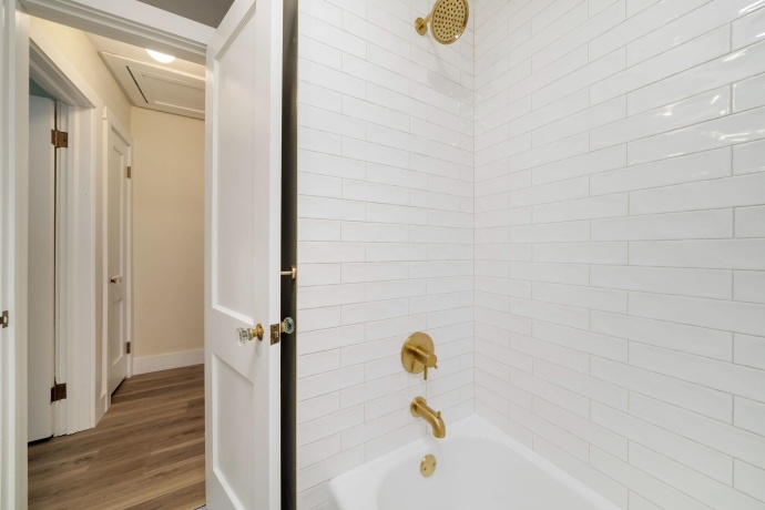 5009 Arlington, LOVES PARK, Illinois 61111, 2 Bedrooms Bedrooms, ,2 BathroomsBathrooms,House,For Sale,Arlington,202507663