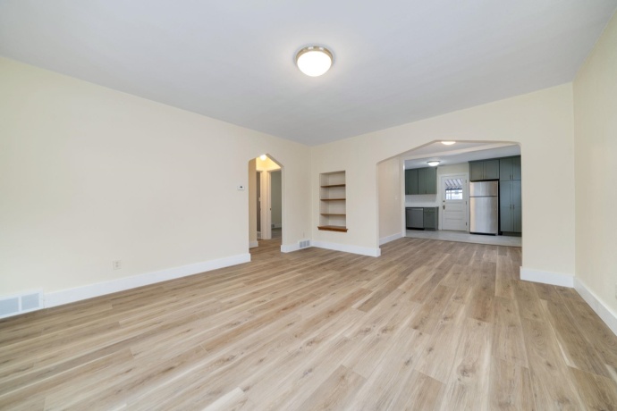 5009 Arlington, LOVES PARK, Illinois 61111, 2 Bedrooms Bedrooms, ,2 BathroomsBathrooms,House,For Sale,Arlington,202507663