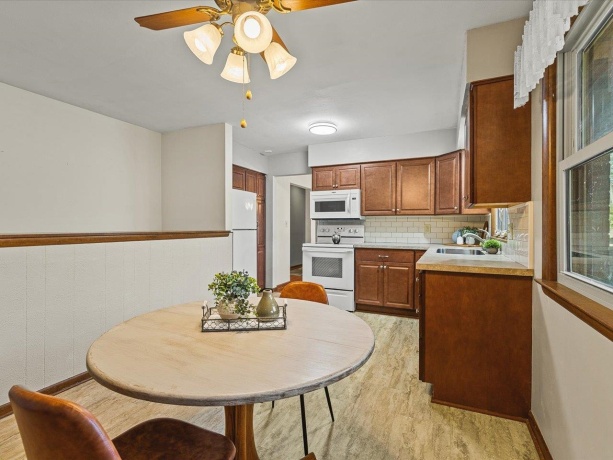 4616 Lanewood, ROCKFORD, Illinois 61108, 3 Bedrooms Bedrooms, ,2 BathroomsBathrooms,House,For Sale,Lanewood,202507524