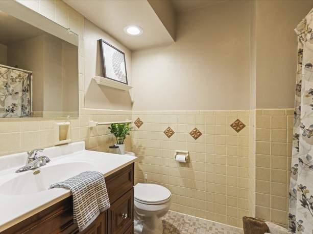 4616 Lanewood, ROCKFORD, Illinois 61108, 3 Bedrooms Bedrooms, ,2 BathroomsBathrooms,House,For Sale,Lanewood,202507524