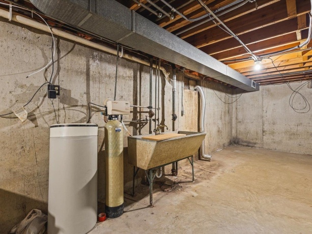 4616 Lanewood, ROCKFORD, Illinois 61108, 3 Bedrooms Bedrooms, ,2 BathroomsBathrooms,House,For Sale,Lanewood,202507524