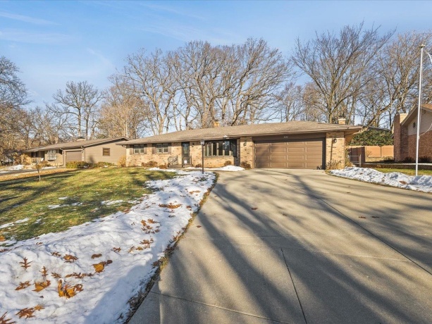 4616 Lanewood, ROCKFORD, Illinois 61108, 3 Bedrooms Bedrooms, ,2 BathroomsBathrooms,House,For Sale,Lanewood,202507524