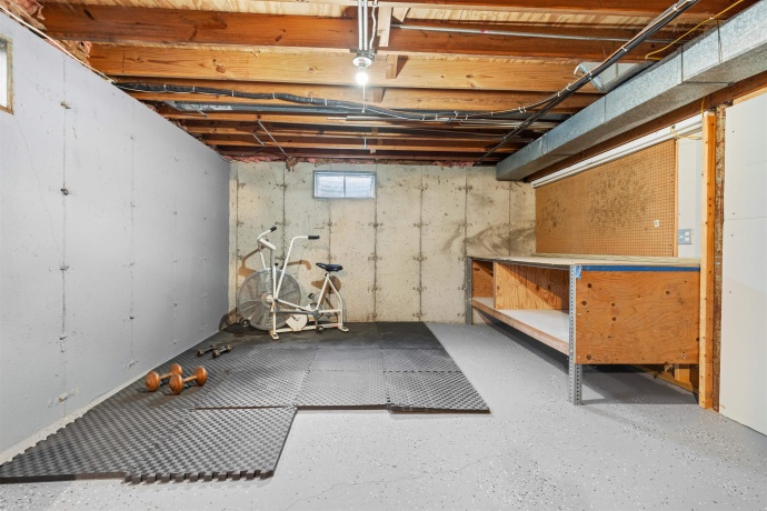 4830 Crown Point, ROSCOE, Illinois 61073, 3 Bedrooms Bedrooms, ,2 BathroomsBathrooms,House,For Sale,Crown Point,202507673