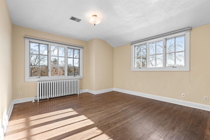 2412 Harlem, ROCKFORD, Illinois 61103, 5 Bedrooms Bedrooms, ,3 BathroomsBathrooms,House,For Sale,Harlem,202507691