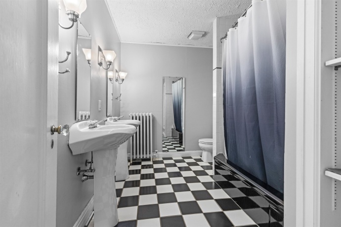 2412 Harlem, ROCKFORD, Illinois 61103, 5 Bedrooms Bedrooms, ,3 BathroomsBathrooms,House,For Sale,Harlem,202507691