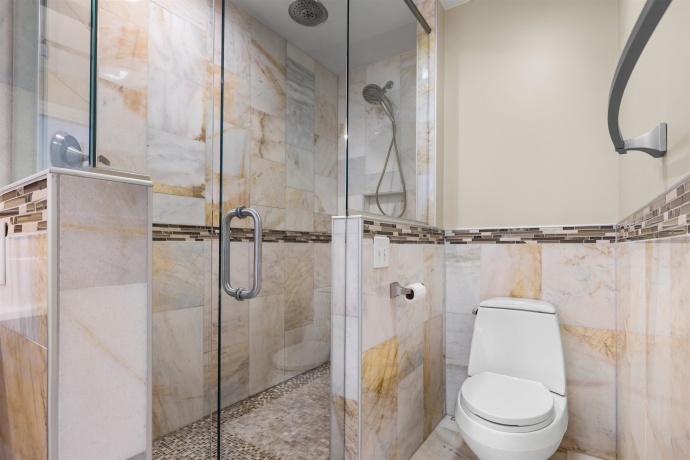 2412 Harlem, ROCKFORD, Illinois 61103, 5 Bedrooms Bedrooms, ,3 BathroomsBathrooms,House,For Sale,Harlem,202507691