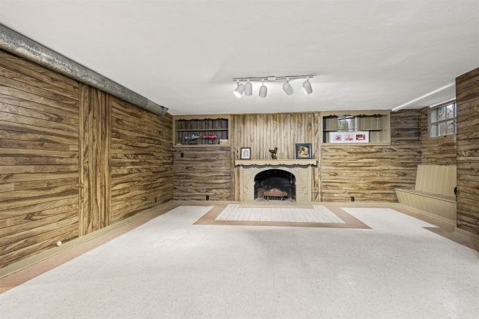 2412 Harlem, ROCKFORD, Illinois 61103, 5 Bedrooms Bedrooms, ,3 BathroomsBathrooms,House,For Sale,Harlem,202507691