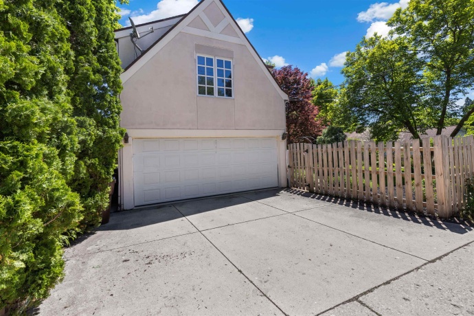 2412 Harlem, ROCKFORD, Illinois 61103, 5 Bedrooms Bedrooms, ,3 BathroomsBathrooms,House,For Sale,Harlem,202507691