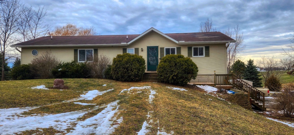 31-104 Kemper, LAKE CARROLL, Illinois 61046, 3 Bedrooms Bedrooms, ,2 BathroomsBathrooms,House,For Sale,Kemper,202507692