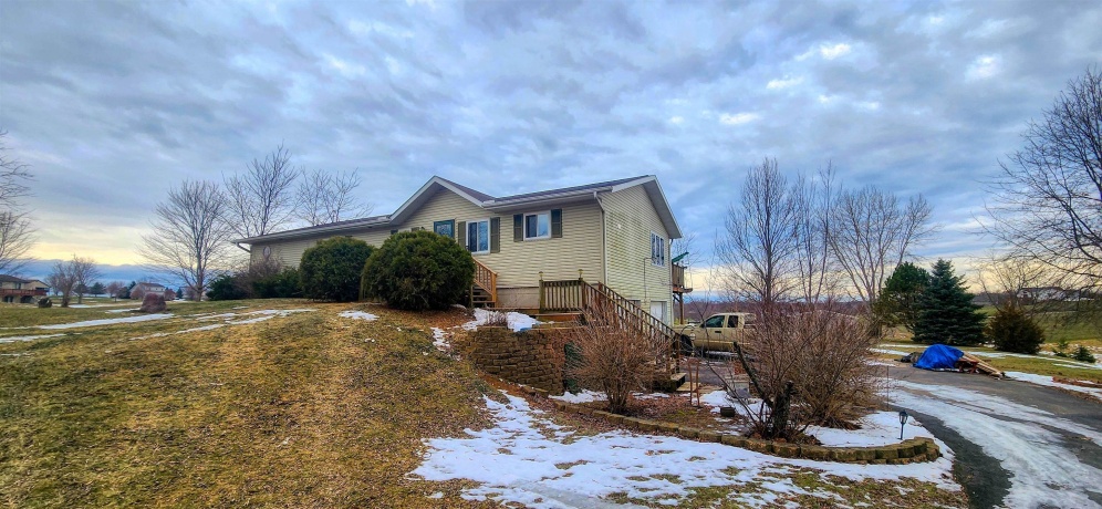 31-104 Kemper, LAKE CARROLL, Illinois 61046, 3 Bedrooms Bedrooms, ,2 BathroomsBathrooms,House,For Sale,Kemper,202507692