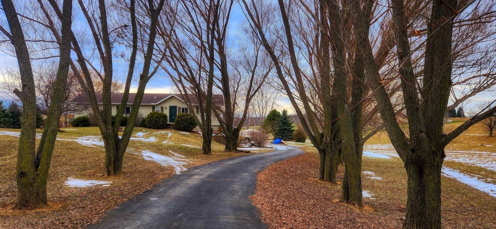 31-104 Kemper, LAKE CARROLL, Illinois 61046, 3 Bedrooms Bedrooms, ,2 BathroomsBathrooms,House,For Sale,Kemper,202507692