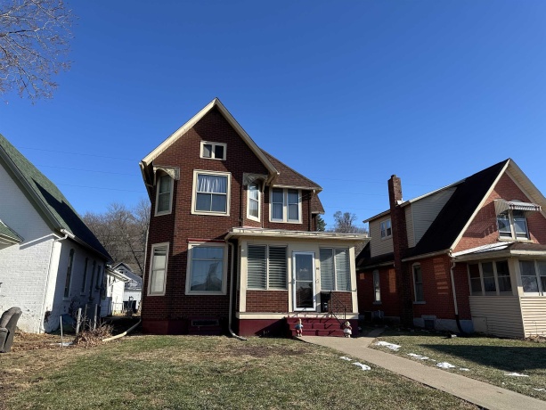 618 Main, SAVANNA, Illinois 61074, ,2 Units,For Sale,Main,202507695