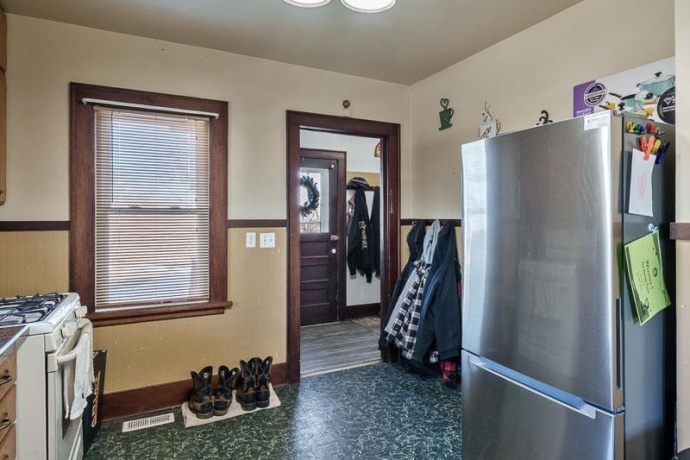 16905 State, PECATONICA, Illinois 61063, 3 Bedrooms Bedrooms, ,1 BathroomBathrooms,House,For Sale,State,202507697