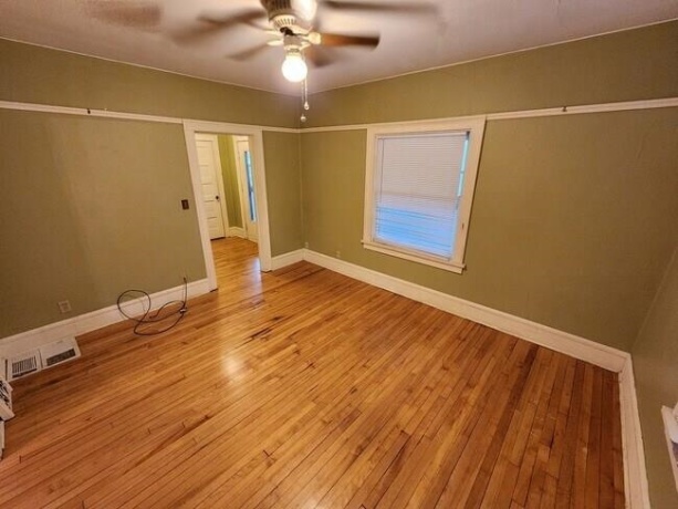 210 London, ROCKFORD, Illinois 61107, ,2 Units,For Sale,London,202507698