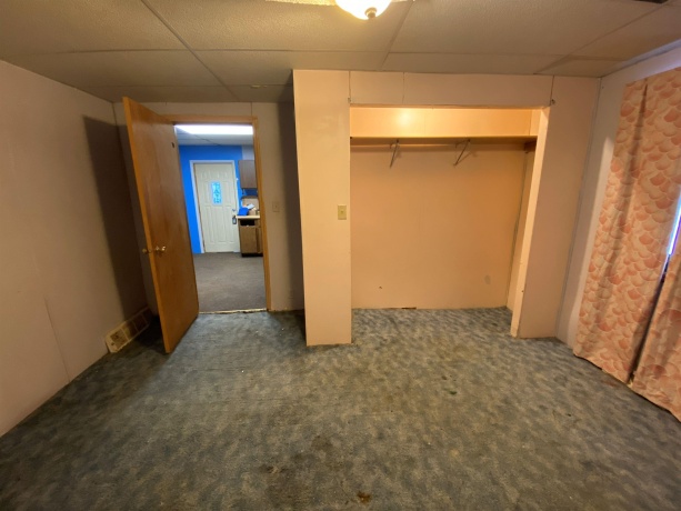 609 Pleasant, FREEPORT, Illinois 61032, ,3 - 4 Units,For Sale,Pleasant,202507699