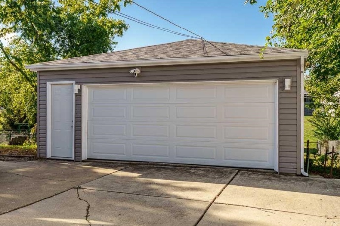 7924 WESTVIEW, WOODRIDGE, Illinois 60517, 5 Bedrooms Bedrooms, ,2 BathroomsBathrooms,House,For Sale,WESTVIEW,202506452