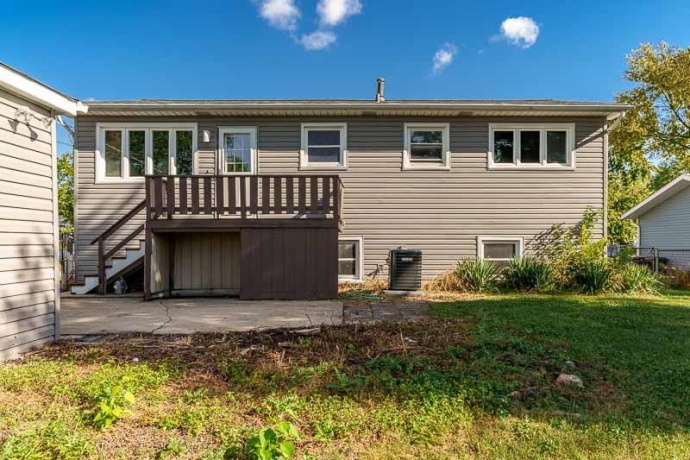 7924 WESTVIEW, WOODRIDGE, Illinois 60517, 5 Bedrooms Bedrooms, ,2 BathroomsBathrooms,House,For Sale,WESTVIEW,202506452