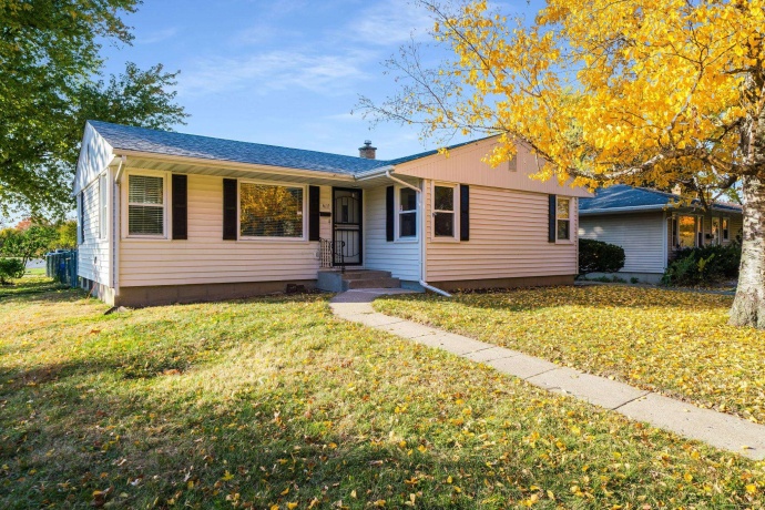 417 27th, ROCKFORD, Illinois 61108, 3 Bedrooms Bedrooms, ,2 BathroomsBathrooms,House,For Sale,27th,202506922