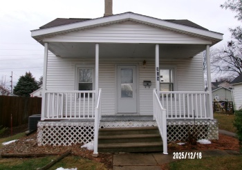 319 Chestnut, Princeton, Illinois 61356, 2 Bedrooms Bedrooms, ,1 BathroomBathrooms,House,For Sale,Chestnut,202507704