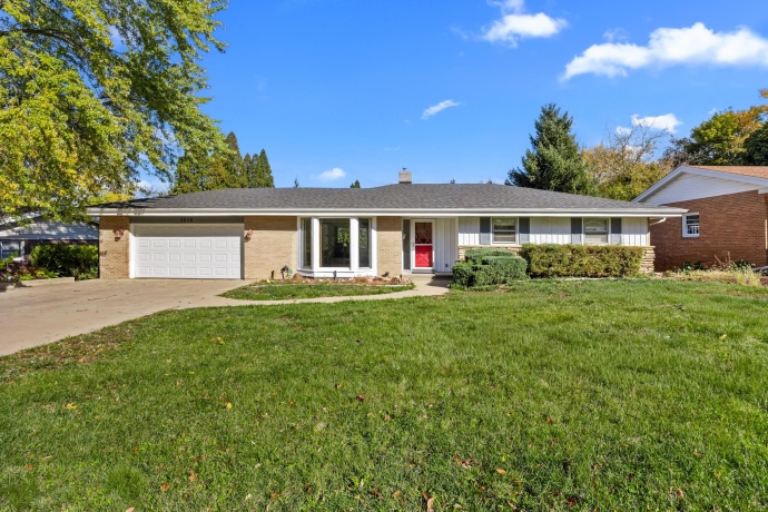 2516 Highcrest, ROCKFORD, Illinois 61107, 4 Bedrooms Bedrooms, ,2 BathroomsBathrooms,House,For Sale,Highcrest,202506784
