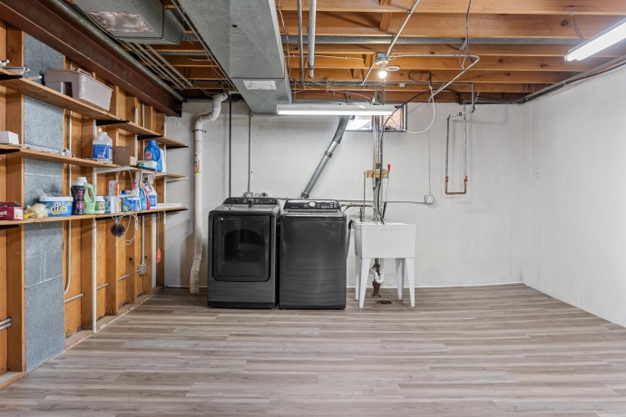 2516 Highcrest, ROCKFORD, Illinois 61107, 4 Bedrooms Bedrooms, ,2 BathroomsBathrooms,House,For Sale,Highcrest,202506784