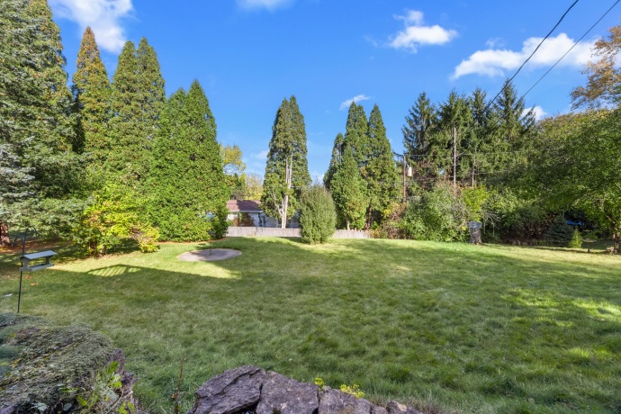 2516 Highcrest, ROCKFORD, Illinois 61107, 4 Bedrooms Bedrooms, ,2 BathroomsBathrooms,House,For Sale,Highcrest,202506784