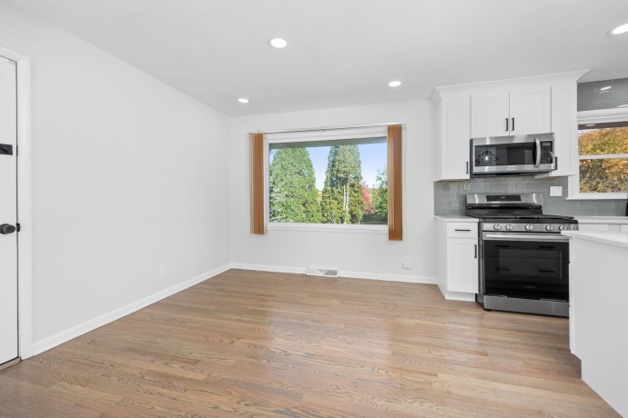 2516 Highcrest, ROCKFORD, Illinois 61107, 4 Bedrooms Bedrooms, ,2 BathroomsBathrooms,House,For Sale,Highcrest,202506784