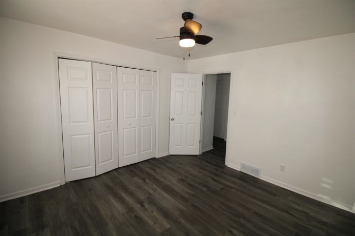 4193 Ardmore, ROCKFORD, Illinois 61102, 3 Bedrooms Bedrooms, ,1 BathroomBathrooms,House,For Sale,Ardmore,202507705