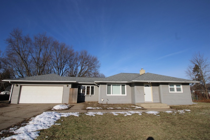 4193 Ardmore, ROCKFORD, Illinois 61102, 3 Bedrooms Bedrooms, ,1 BathroomBathrooms,House,For Sale,Ardmore,202507705