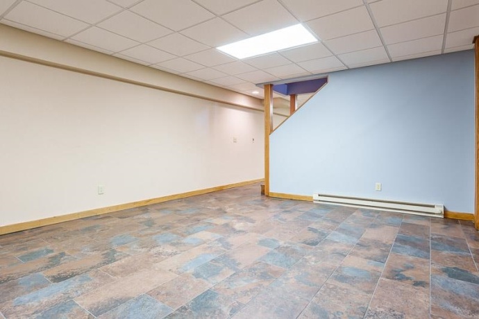 7334 Hawthorne, ROSCOE, Illinois 61073, 3 Bedrooms Bedrooms, ,2 BathroomsBathrooms,House,For Sale,Hawthorne,202507490