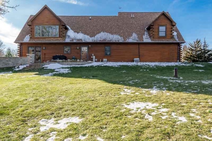 7334 Hawthorne, ROSCOE, Illinois 61073, 3 Bedrooms Bedrooms, ,2 BathroomsBathrooms,House,For Sale,Hawthorne,202507490