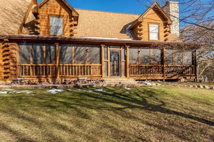 7334 Hawthorne, ROSCOE, Illinois 61073, 3 Bedrooms Bedrooms, ,2 BathroomsBathrooms,House,For Sale,Hawthorne,202507490