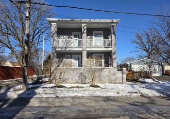 913 Loomis St, ROCKFORD, Illinois 61102, ,2 Units,For Sale,Loomis St,202507707