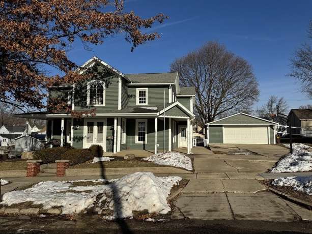 205 Pearl, LANARK, Illinois 61046, 4 Bedrooms Bedrooms, ,2 BathroomsBathrooms,House,For Sale,Pearl,202507708