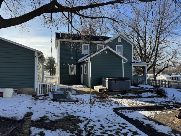 205 Pearl, LANARK, Illinois 61046, 4 Bedrooms Bedrooms, ,2 BathroomsBathrooms,House,For Sale,Pearl,202507708