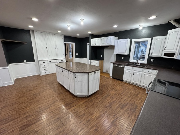 205 Pearl, LANARK, Illinois 61046, 4 Bedrooms Bedrooms, ,2 BathroomsBathrooms,House,For Sale,Pearl,202507708