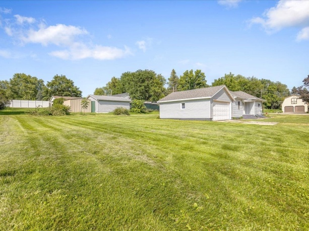 140 Walnut, Cedarville, Illinois 61013, 3 Bedrooms Bedrooms, ,2 BathroomsBathrooms,House,For Sale,Walnut,202507710