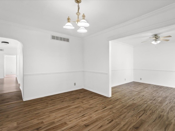 140 Walnut, Cedarville, Illinois 61013, 3 Bedrooms Bedrooms, ,2 BathroomsBathrooms,House,For Sale,Walnut,202507710