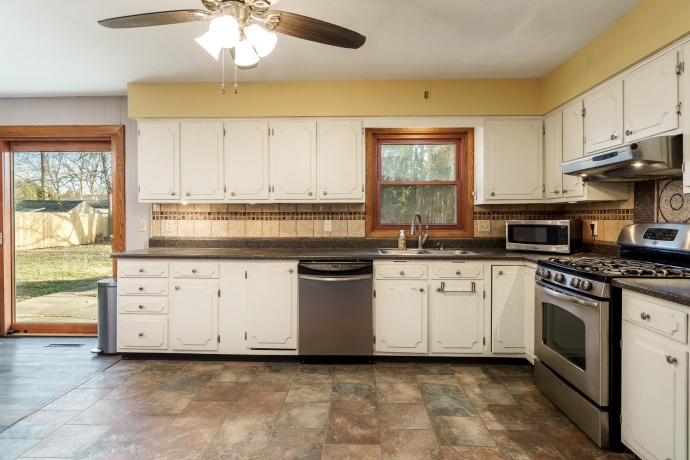 309 Whittemore, SOUTH BELOIT, Illinois 61080, 3 Bedrooms Bedrooms, ,2 BathroomsBathrooms,House,For Sale,Whittemore,202507715