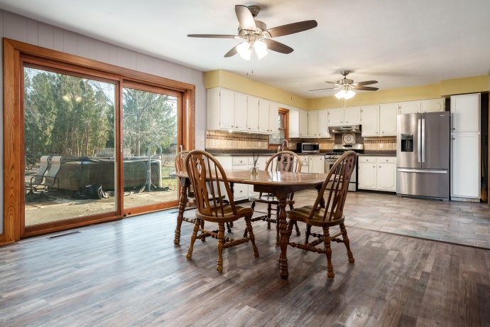 309 Whittemore, SOUTH BELOIT, Illinois 61080, 3 Bedrooms Bedrooms, ,2 BathroomsBathrooms,House,For Sale,Whittemore,202507715