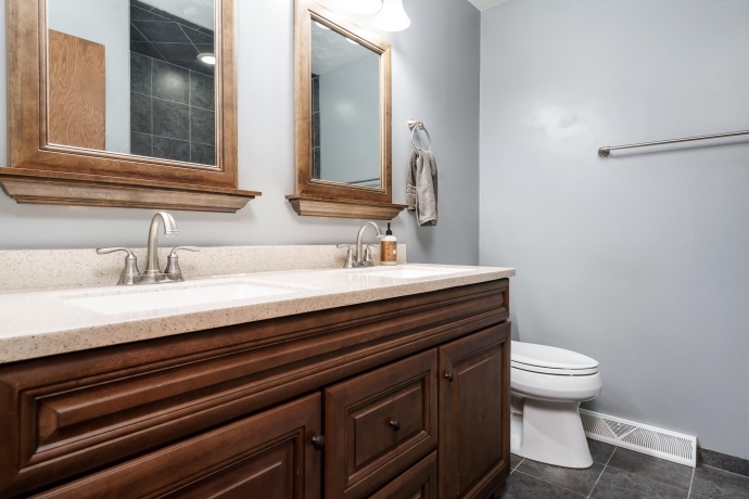 309 Whittemore, SOUTH BELOIT, Illinois 61080, 3 Bedrooms Bedrooms, ,2 BathroomsBathrooms,House,For Sale,Whittemore,202507715