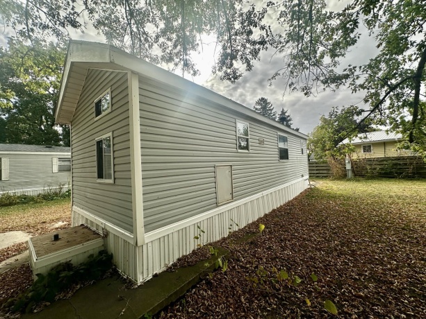 lot 14 Manor, MOUNT CARROLL, Illinois 61053, 3 Bedrooms Bedrooms, ,1 BathroomBathrooms,House,For Sale,Manor,202507716